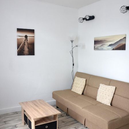 Studio "Au Bord De L'Eau" 2 Chambon-sur-Voueize Ngoại thất bức ảnh